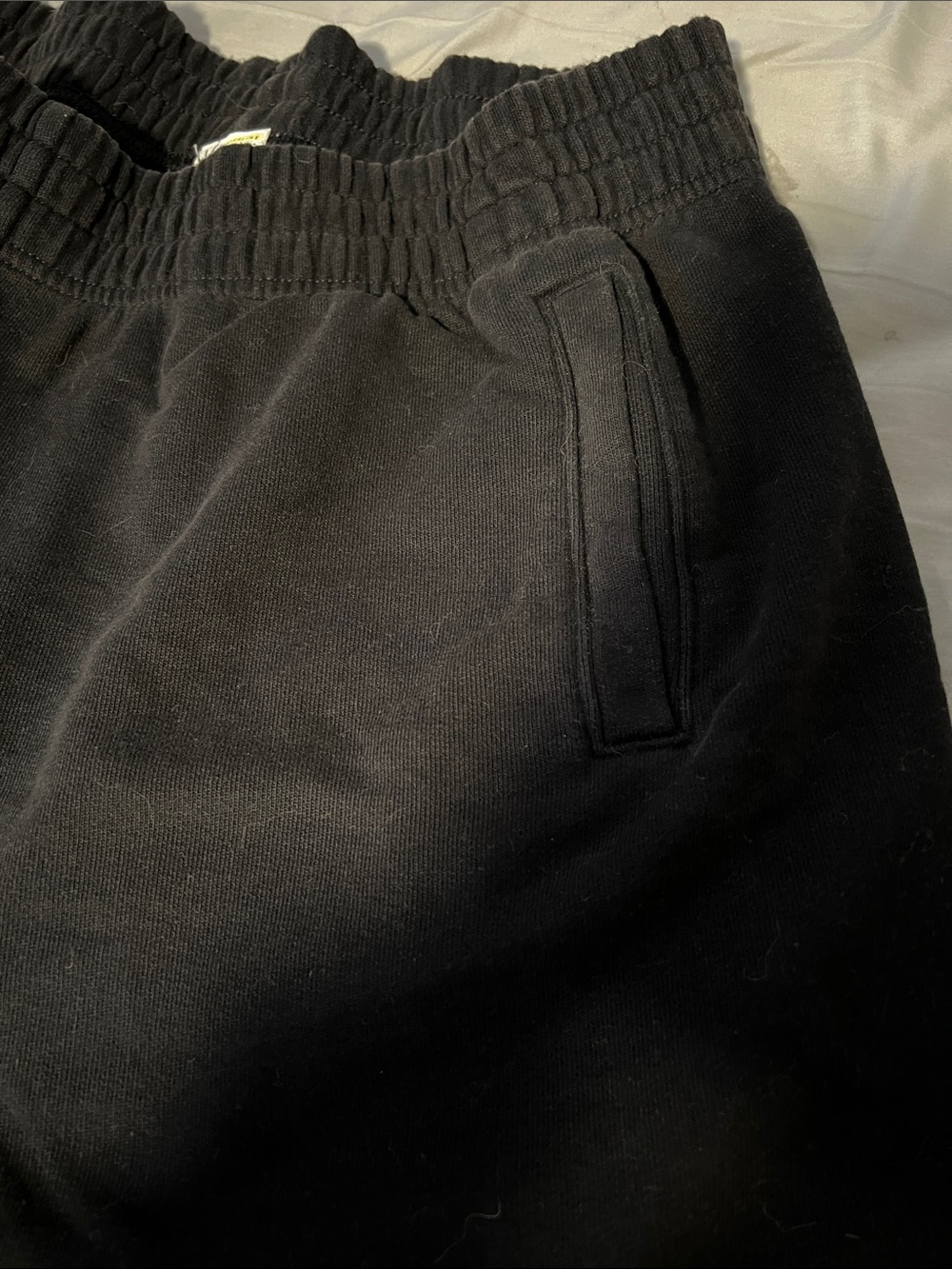 Offline by Aerie Black Sweat Shorts Size Large - Picture 4 of 4